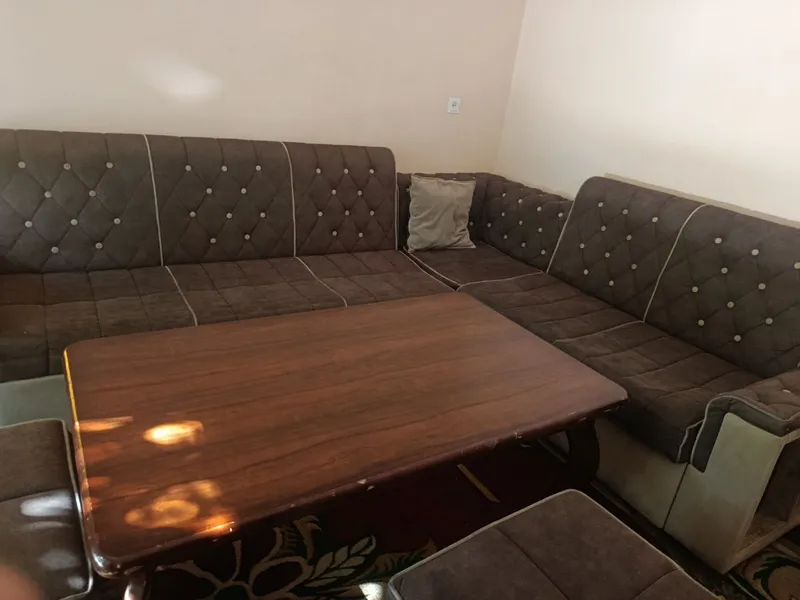Mebel jihozlari yaxshi xolatda ishlatilgan