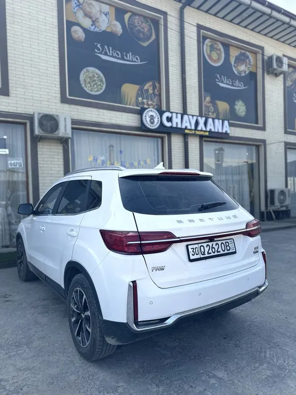 Bestune Faw t 33 turbo 10