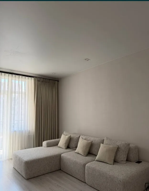 Parkent Plaza turar-joy majmuasi 1