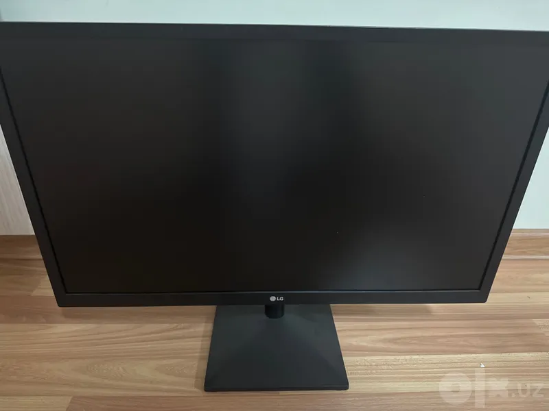 Монитор LG, 60 см Монитор LG, 60 см