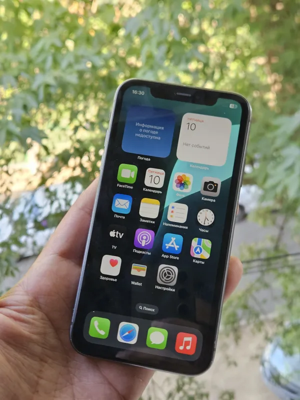 Iphone 11 Bleck 128 GB 2 Iphone 11 Bleck 128 GB 2
