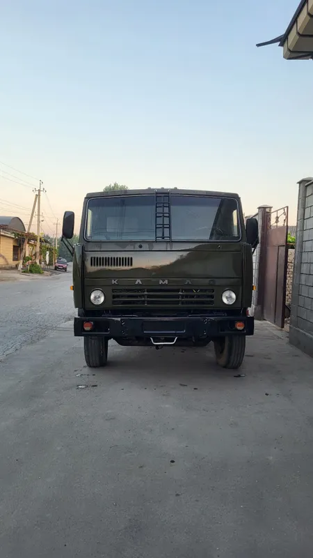 Kamaz sotiladi yili 1985 1