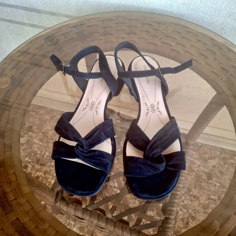 Чёрные босоножки Pierre Cardin (qora sandaletlar) — фото 2