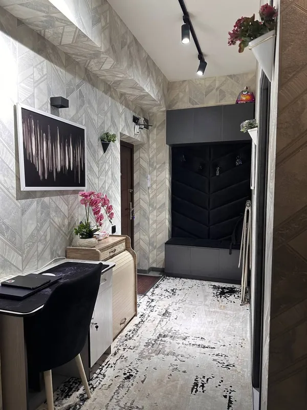 Срочно! Продажа квартиры Юнусабад Сампи 3 Срочно! Продажа квартиры Юнусабад Сампи 3