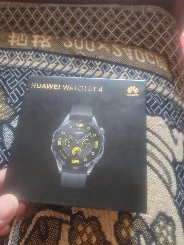 часы смарт Huawei