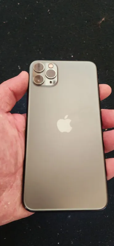 IPhone 11 pro max 64/100 IPhone 11 pro max 64/100