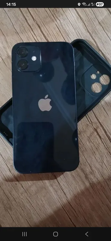 iphone 12 сотилоди