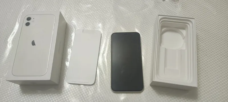 iPhone 11 64 gb попал в icloud — фото 2
