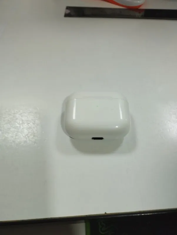 Air pods yangi ishlatilmagan 1 Air pods yangi ishlatilmagan 1