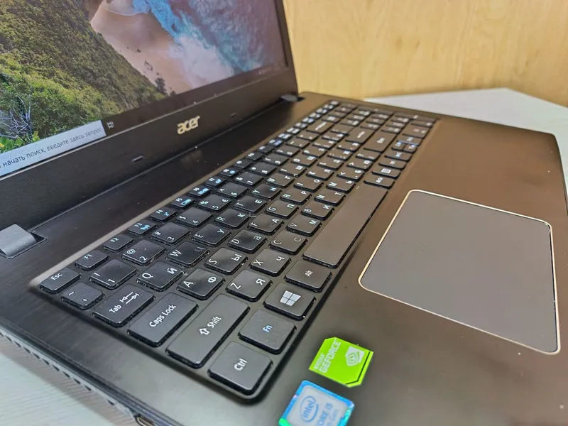 Ноутбук Acer Aspire E5-576G — фото 2