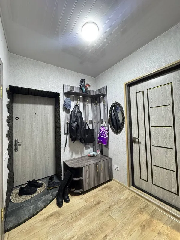 Продаю 2х комнатную квартиру — фото 6