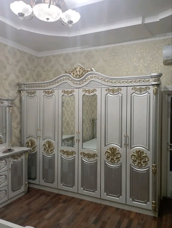 Spalni garnitur Sotiladi dastafka ustanovka bepul