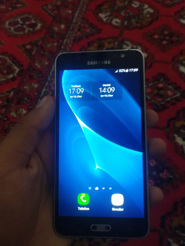 Samsung j5 — фото 2