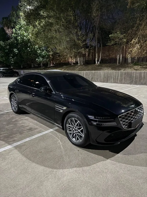 Genesis G80 2026 год 1 Genesis G80 2026 год 1