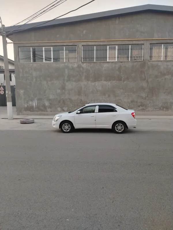 Chevrolet cobalt 4