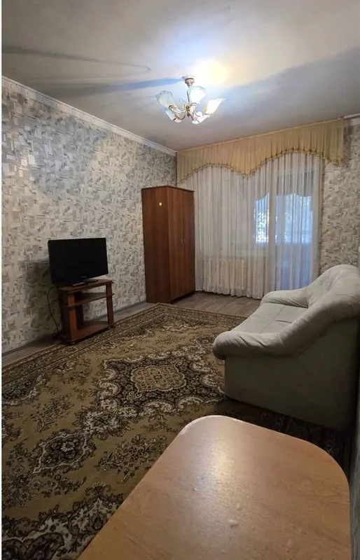 Здается квартира чиланзар 25 квартл 350$ 4 Здается квартира чиланзар 25 квартл 350$ 4