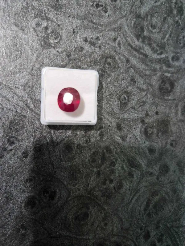 Natural Ruby (натуралний рубин) — фото 1