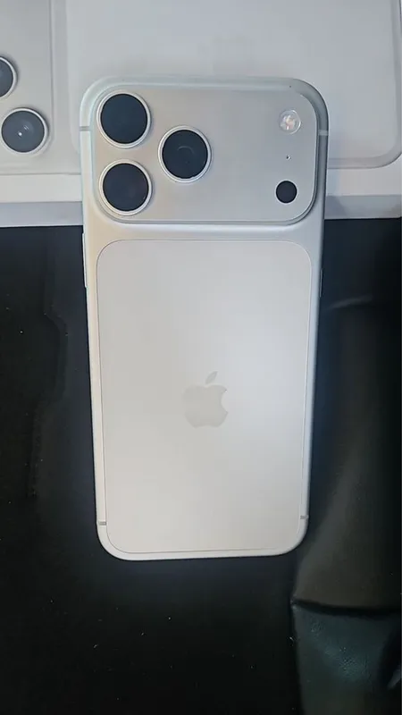 17 Pro Max 255gb sim va e sim 1