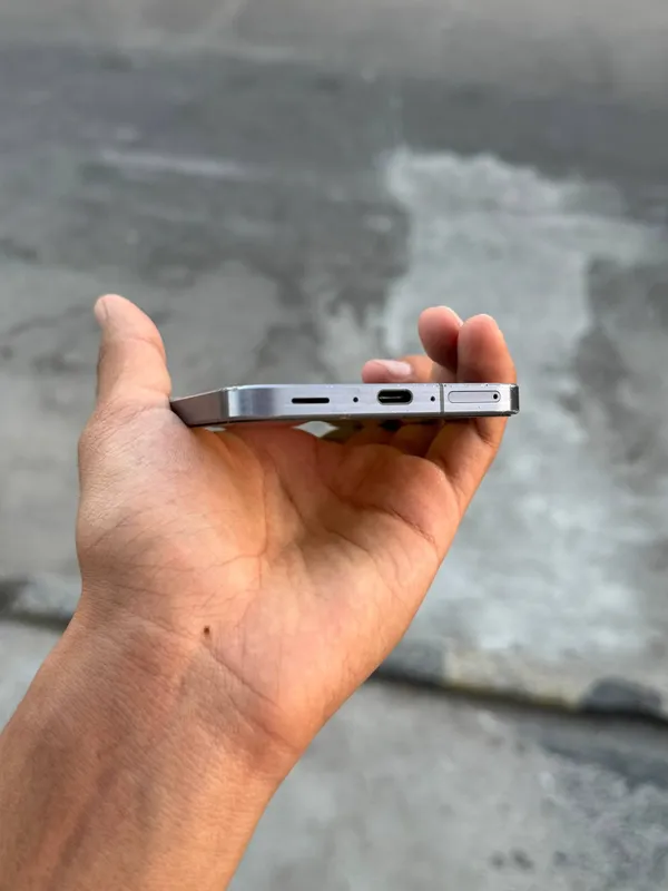 Samsung A56 5G 4 Samsung A56 5G 4