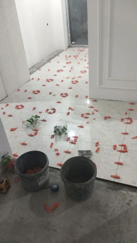 кафел ва стяжка хизматларимиз Тез ва сифатли — фото 1