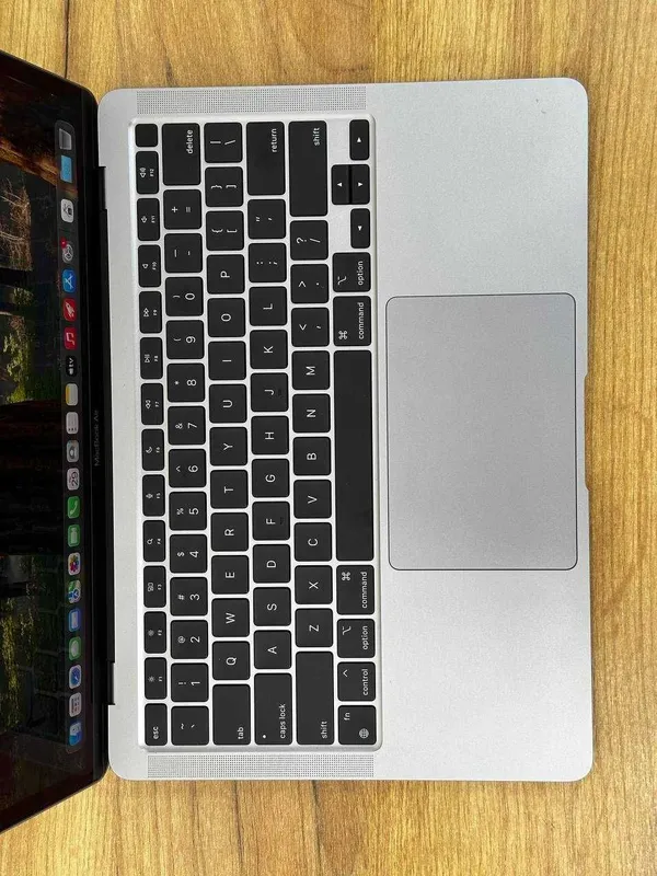 Macbook Air M1 yangidey 5