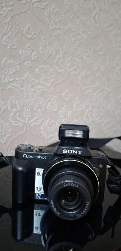 "Sony" fotoapparatini sotaman 1 "Sony" fotoapparatini sotaman 1
