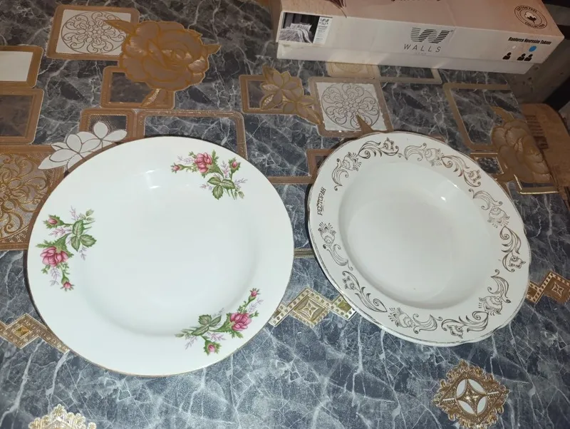 Две старинные тарелки для супа, японская и советская — фото 1