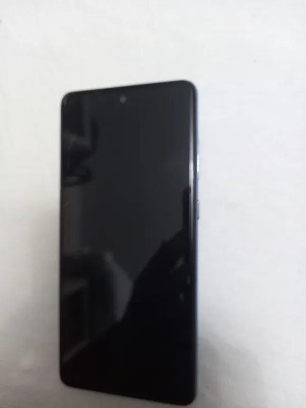 Samsung Galaxy A72 5G, Вьетнам 5 Samsung Galaxy A72 5G, Вьетнам 5