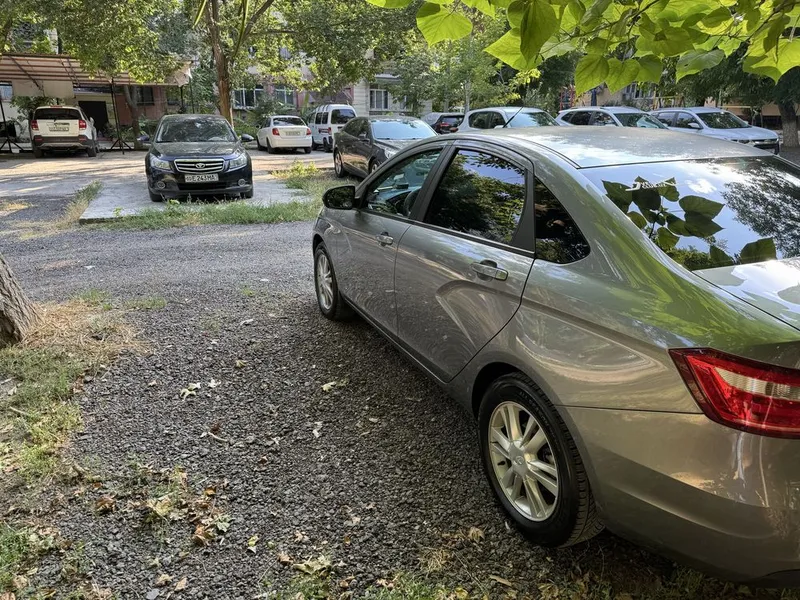 LADA Vesta 1.8 AMT Luxe Multimedia | 2019 6 LADA Vesta 1.8 AMT Luxe Multimedia | 2019 6