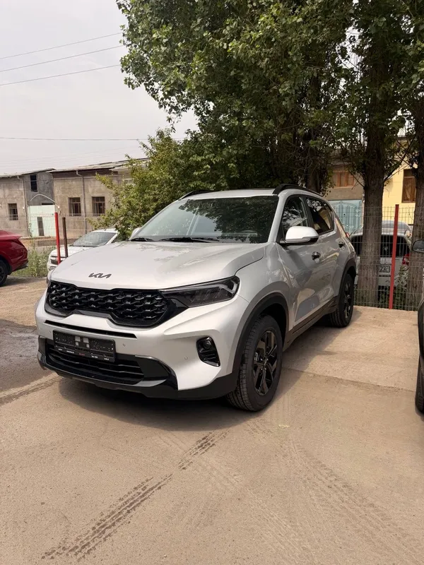 Kia Sonet Black Edition, luxe, prestige 1 Kia Sonet Black Edition, luxe, prestige 1