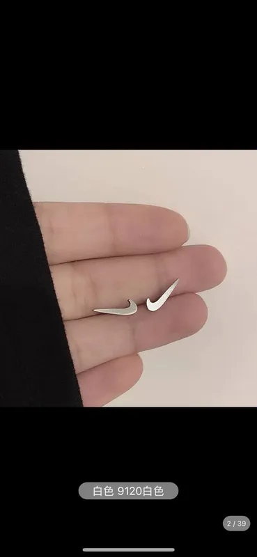 Серьги гвоздики Nike — фото 4