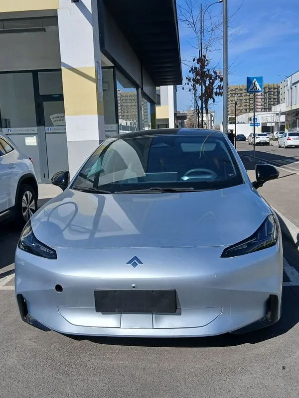 Electro car Aiways U5