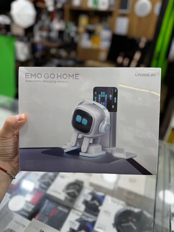 Living Ai робот Emo Go Home