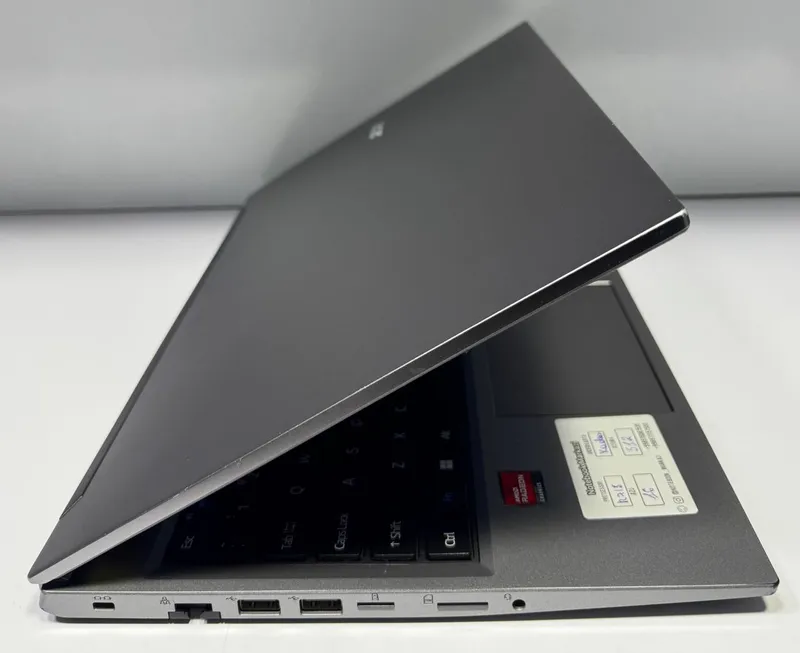 Ноутбук Acer 5 Ноутбук Acer 5