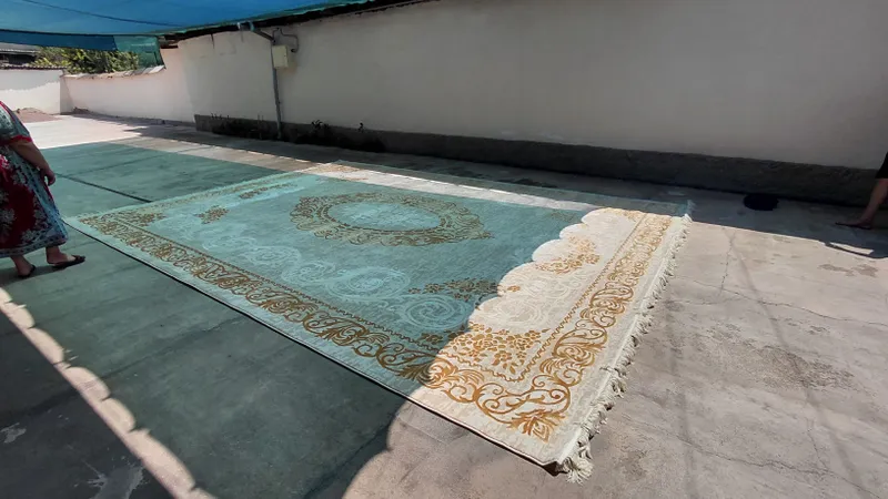 Urgaz gilam sotiladi 3