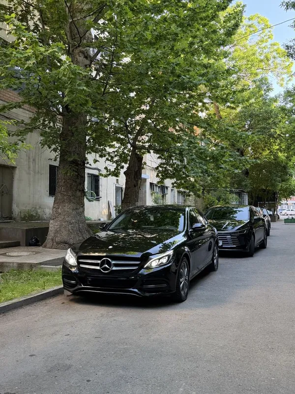 Mercedes-Benz C180 W205