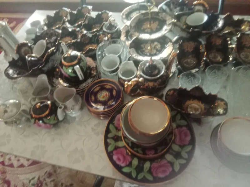 Чини ремонтируют, хрусталь продаётся 1