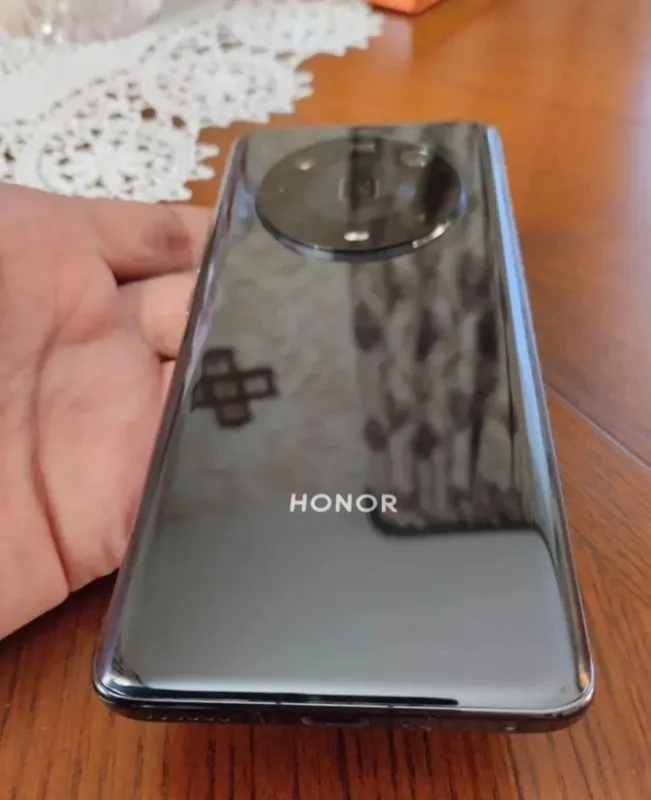 Honor magic4pro 6