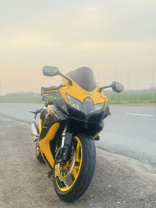 Suzuki Gsxr 600 K9
