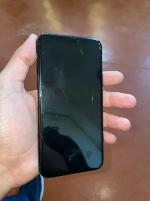 iphone 11 pro max 5
