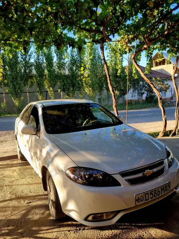 Chevrolet Lacetti Jentra 4
