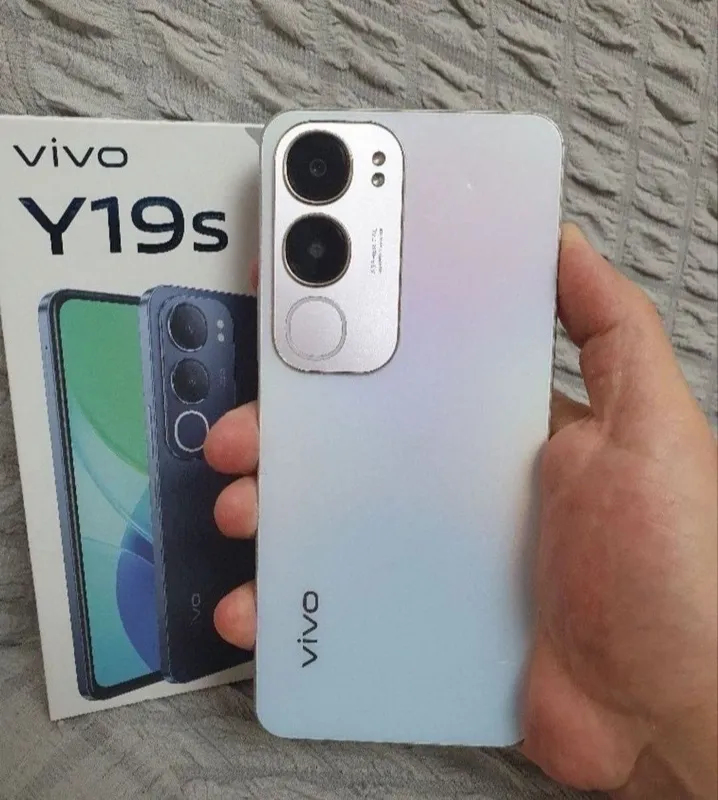 Vivo Y19S 12/128GB Silver Igravoy Original Karobka Holati Yaxshi Zor 1