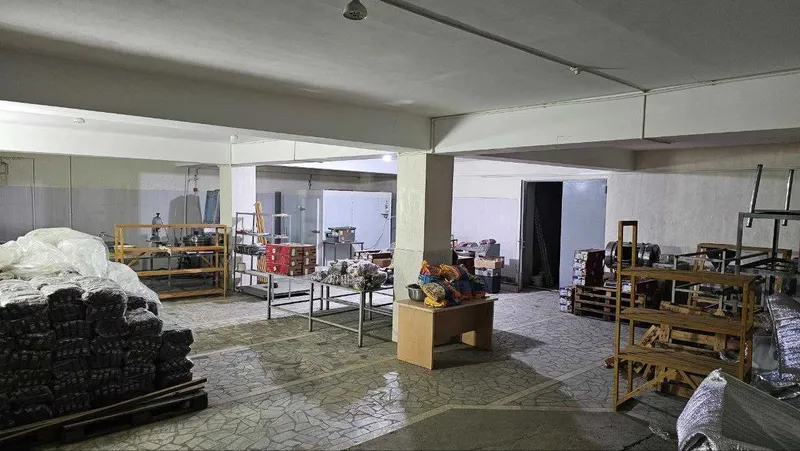 Паркентский Риезий база 20-сот строения 2300 м² въезд — фото 5