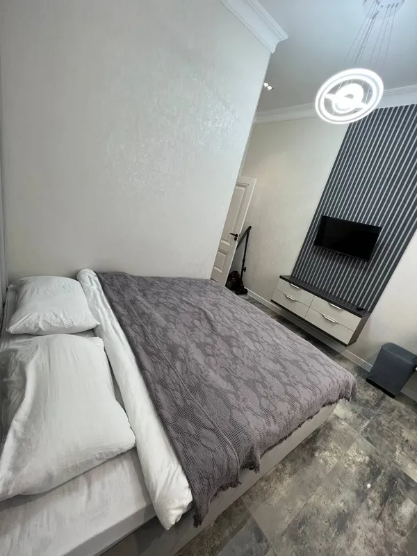 Продам новостройка в центре 9