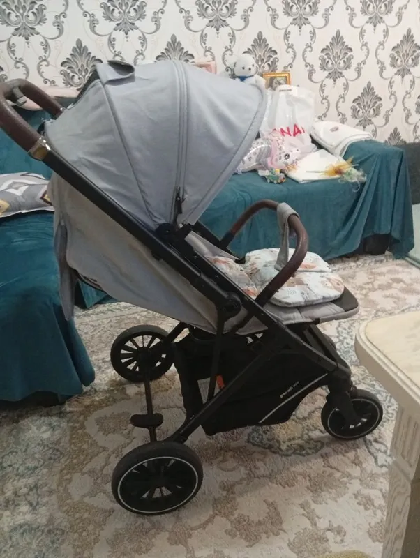 Коляска детская в идеальном состоянии 1 Коляска детская в идеальном состоянии 1