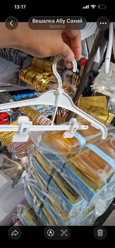 Вешалки детские для магазина 2
