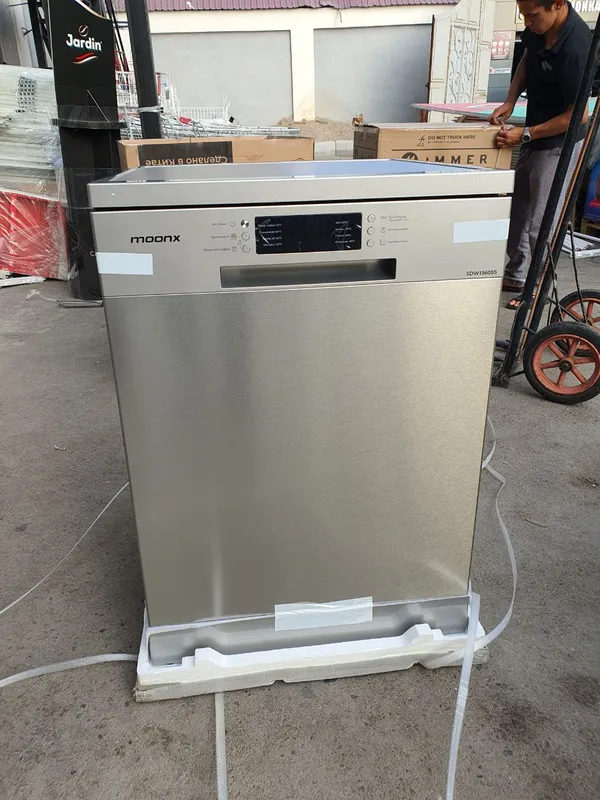 Посудомойка Moonix SDW1360SS