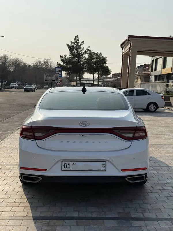 Hyundai Grandeur Azera Хюндай sonata tucson elantra chevrolet kia bmw — фото 8