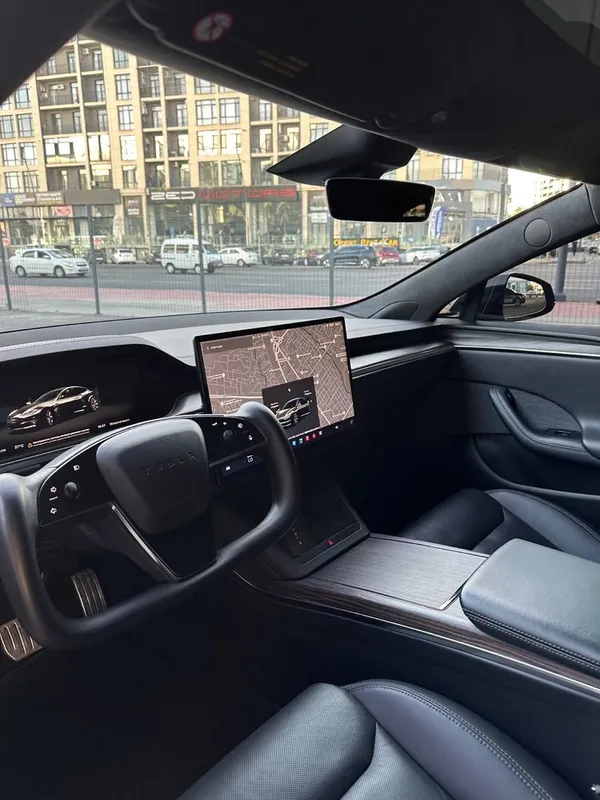 Tesla model S dual 2.6 sek 3 Tesla model S dual 2.6 sek 3