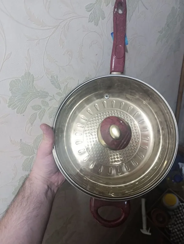 Продаеться посуда